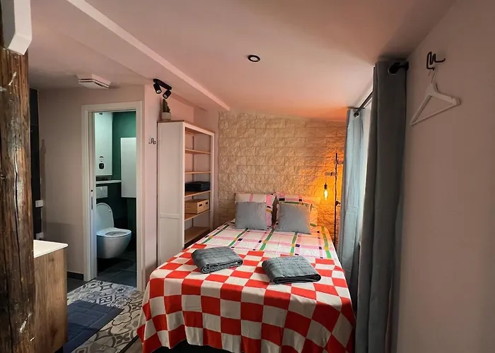 Cozy In Old Town 4th Floor Without Lift - Near Parking Apartmán